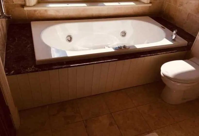スタンダードルーム, Brass Castle Country House Accommodation