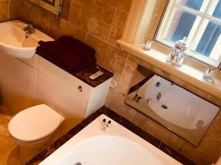 デラックスルーム, Brass Castle Country House Accommodation