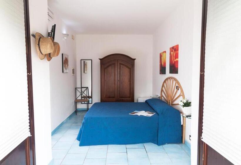 اتاق استاندارد با تخت بزرگ, O  Vagnitiello   Parco Balneare Idroterapico   Camere   Ristorante