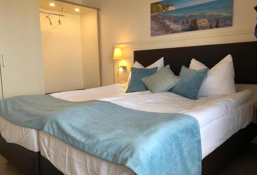 Люкс Deluxe Вид на Море, Aparthotel Waterkant Suites