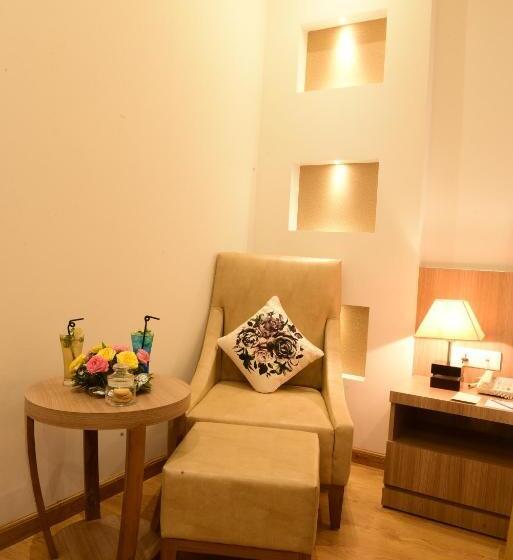 キングサイズベッドのスーペリアルーム, Surestay Plus By Best Western Amritsar