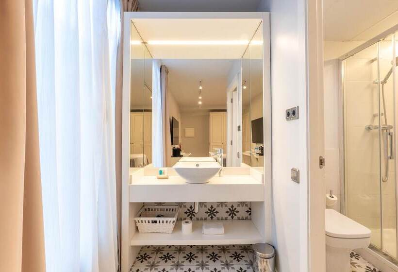 غرفة قياسية, Serennia Fira Gran Via Exclusive Rooms