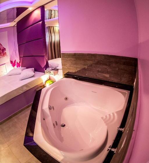 디럭스 스위트, Florence Motel Spa