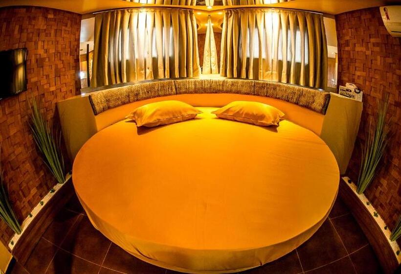 자쿠지 스위트, Florence Motel Spa