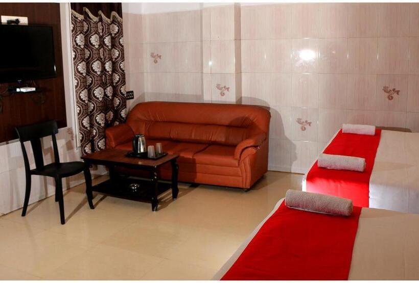 Chambre Familiale Deluxe, Peace Residency