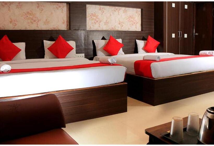 Chambre Familiale Deluxe, Peace Residency