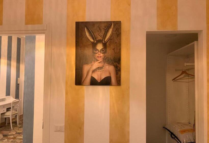 اتاق لوکس با بالکن, Fiumicinoa57