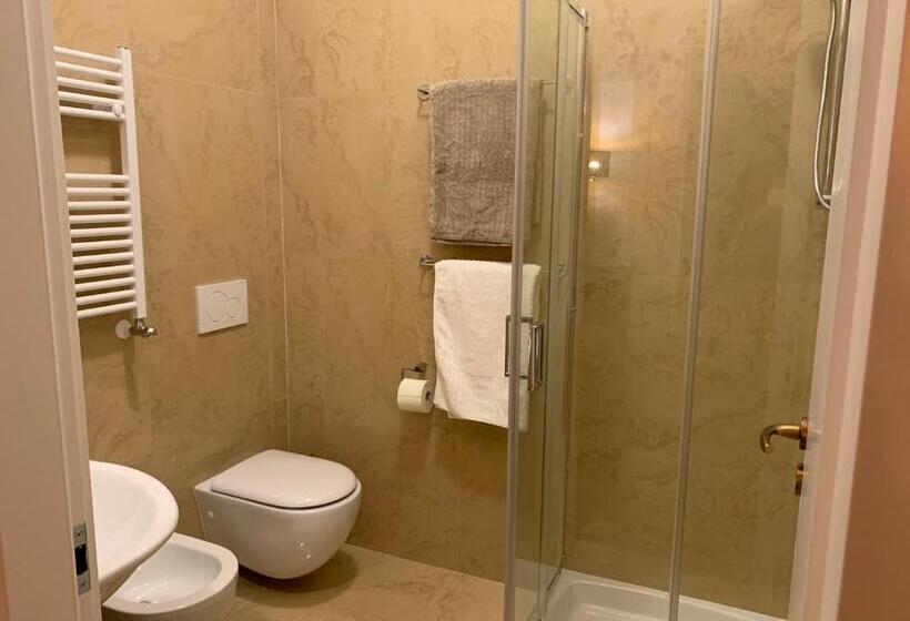 سوییت جونیور لوکس, Fiumicinoa57