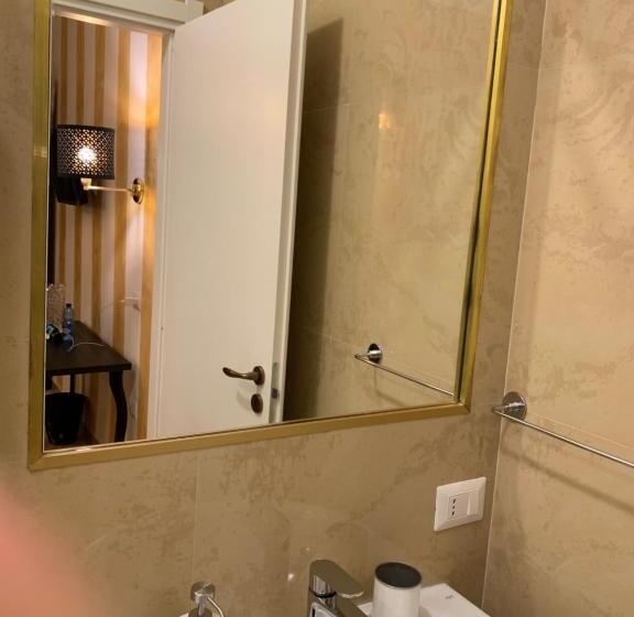 اتاق استاندارد سه نفره, Fiumicinoa57