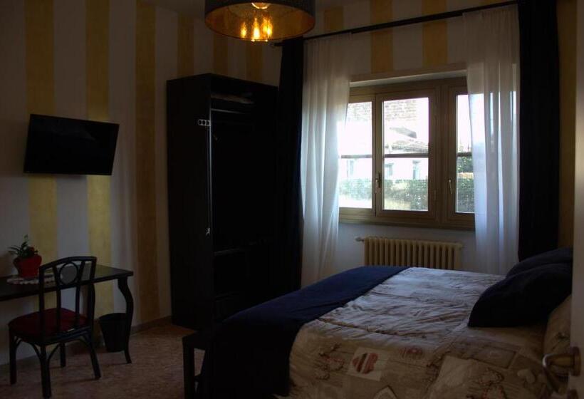 اتاق استاندارد سه نفره, Fiumicinoa57