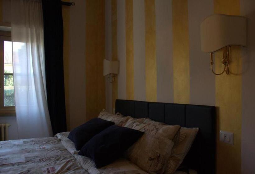 اتاق استاندارد سه نفره, Fiumicinoa57