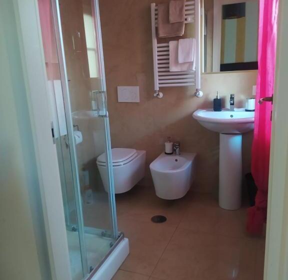 اتاق استاندارد یک نفره, Fiumicinoa57