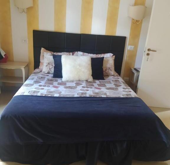 اتاق استاندارد یک نفره, Fiumicinoa57