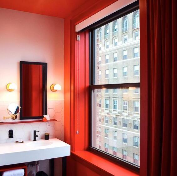 اتاق استاندارد با تخت بزرگ, Angad Arts