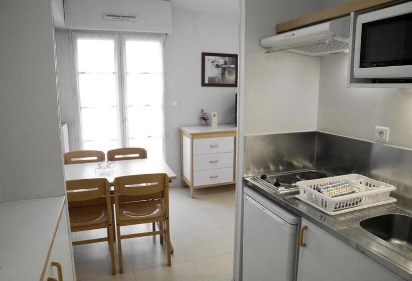 דירה בת חדר שינה 1 עם מרפסת, Résidences Guerlin