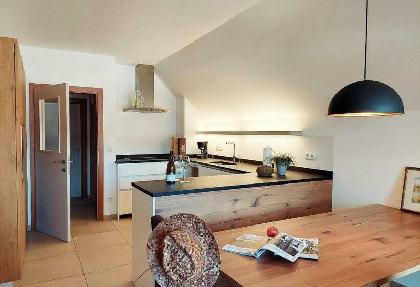 דירת שני חדרים, Die Sonne In Kaltern