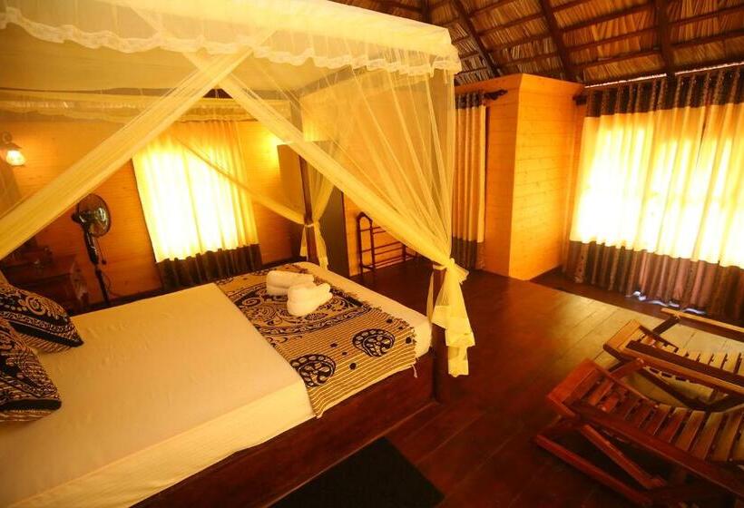 Chambre Standard Vue Lac, Go Yala Farm Villa