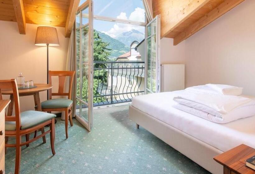 Номер Стандартный с Видом, Villa Laurus