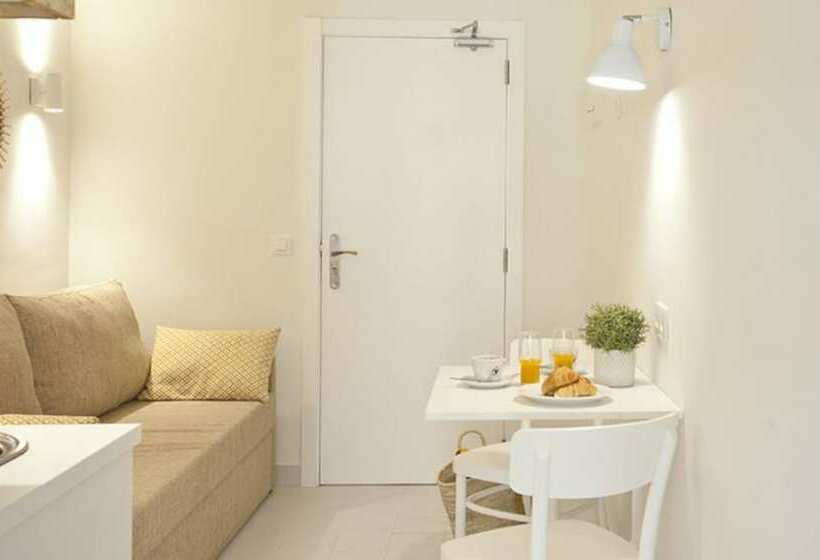 استودیو استاندارد با بالکن, Bj Cala Morlanda Estudios