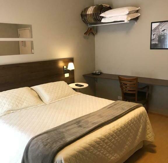 豪华套房, Stefano