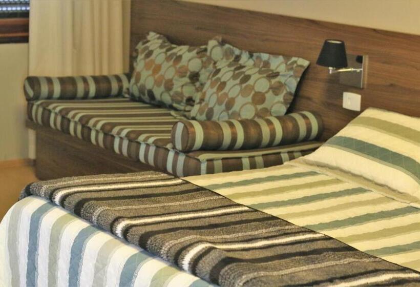 豪华套房, Stefano