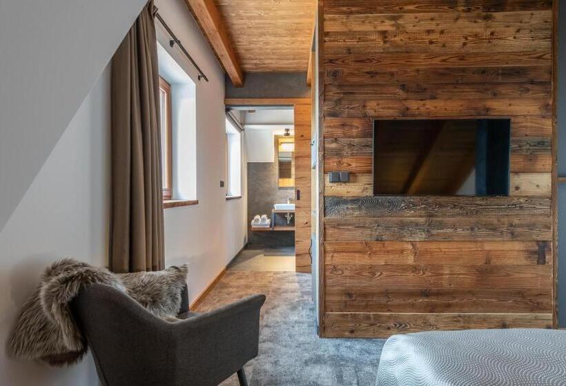 스탠다드 룸, Královka