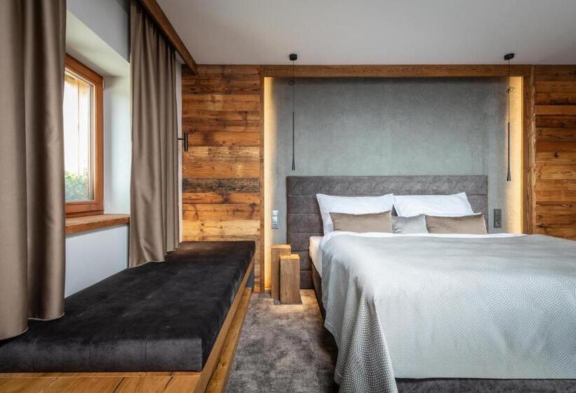 스탠다드 룸, Královka