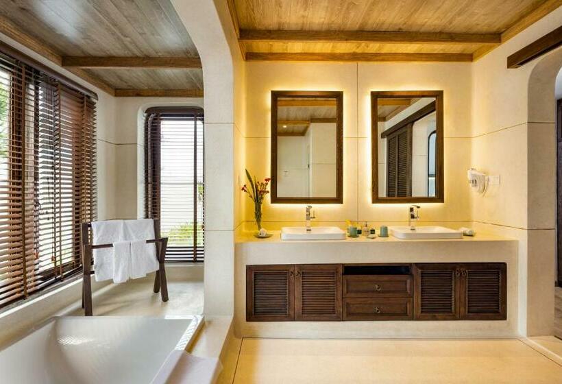 ویلای 1 خوابه با چشمانداز دریا, Stelia Beach Resort