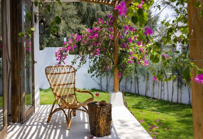 ویلای 1 خوابه با چشمانداز باغ, Stelia Beach Resort