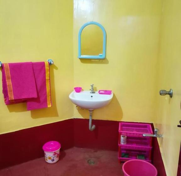 اتاق استاندارد, Sukriti Beach Resort