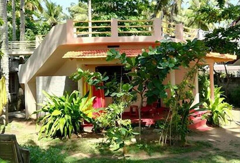 اتاق استاندارد, Sukriti Beach Resort