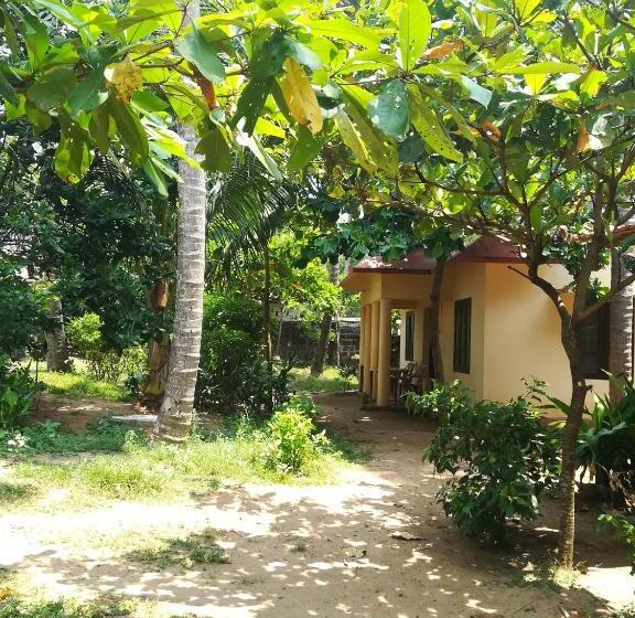 اتاق اکونومی, Sukriti Beach Resort