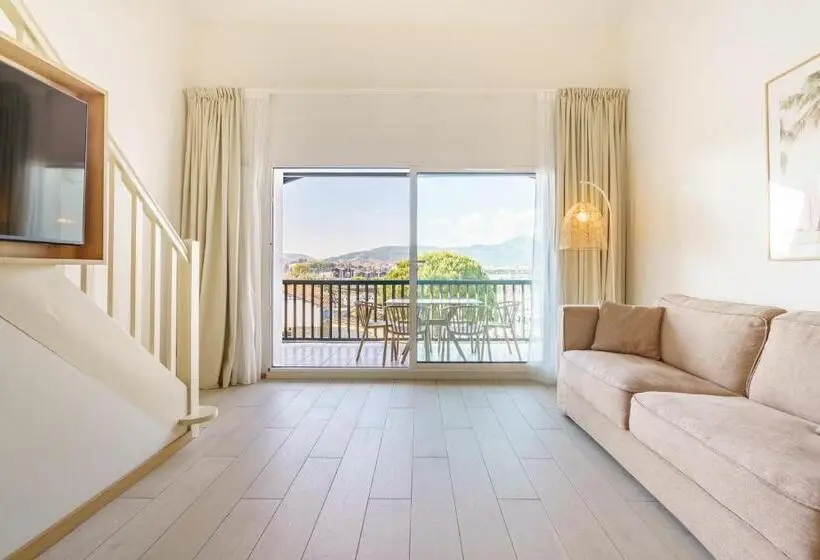 バルコニー付き１ベッドルームアパートメント, Résidence Ibaïa
