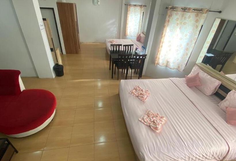 Семейный Номер, Alongkorn Hotel By Sb