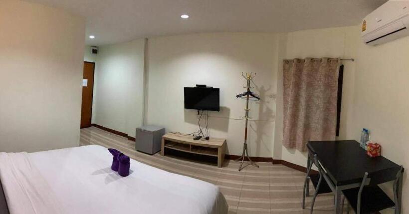 Номер Economy, Alongkorn Hotel By Sb