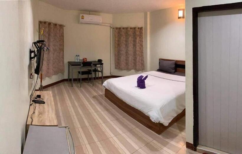 Номер Economy, Alongkorn Hotel By Sb