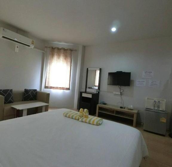 Номер Economy, Alongkorn Hotel By Sb