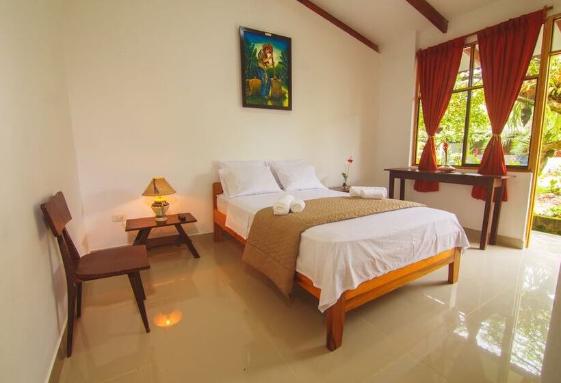 اتاق استاندارد سه نفره, Country Club Eco Casajardin