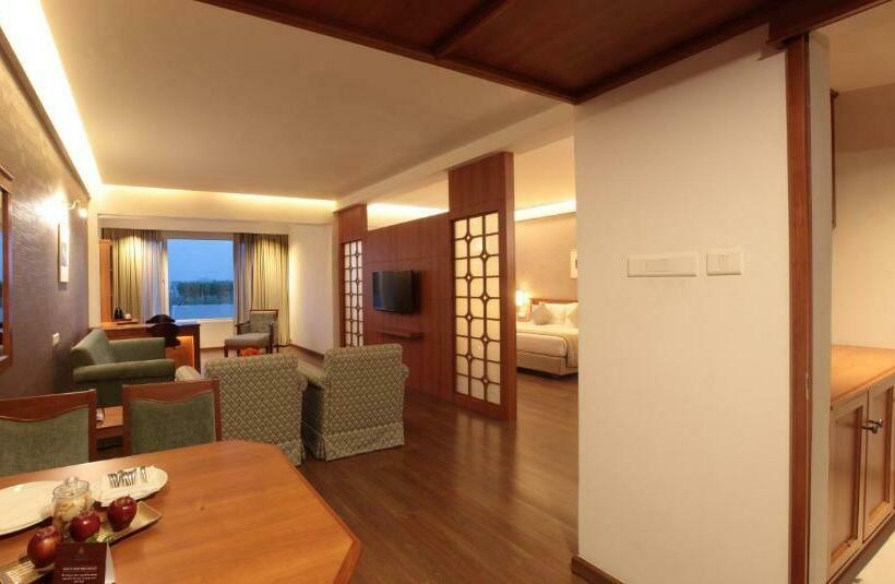 프레지덴셜 스위트, Monsoon Empress Kochi