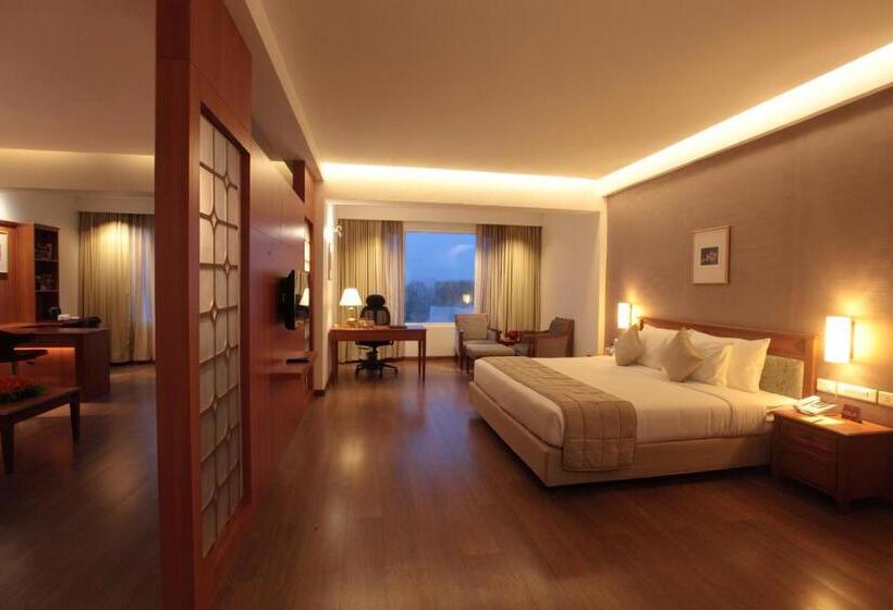 سوئیت پرزیدنت, Monsoon Empress Kochi