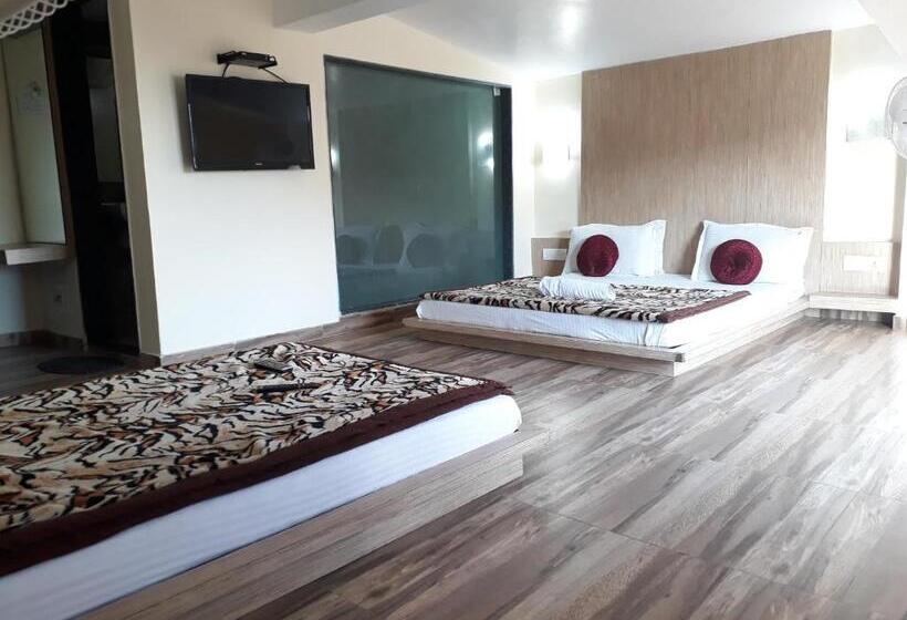 غرفة كومفورت ثلاثية, Sunrise