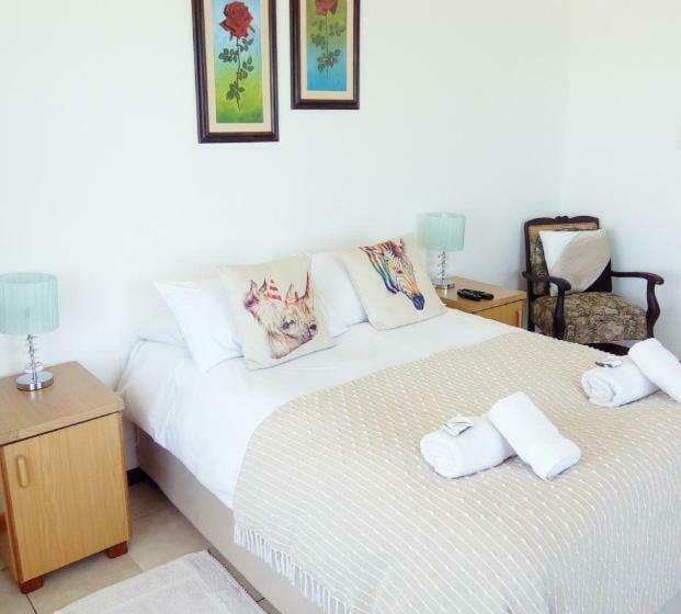 اتاق استاندارد با بالکن و چشمانداز دریا, Kairos Cottage B&b