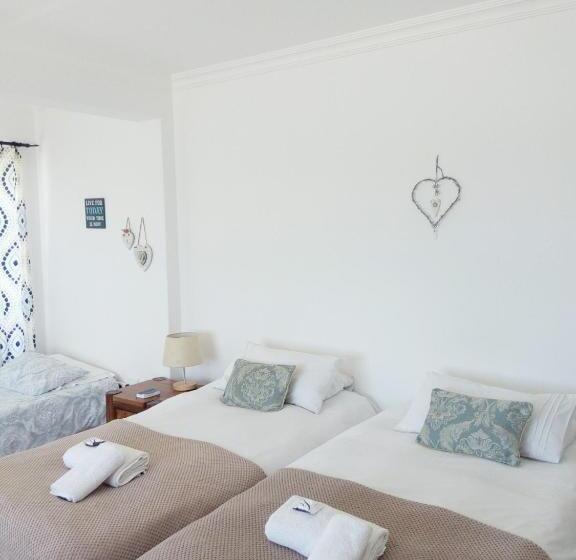 Triple Room Sea View, Kairos Cottage B&b