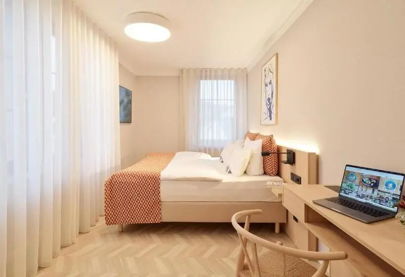 スタンダードルーム, Erasmus Smart   Design B&b