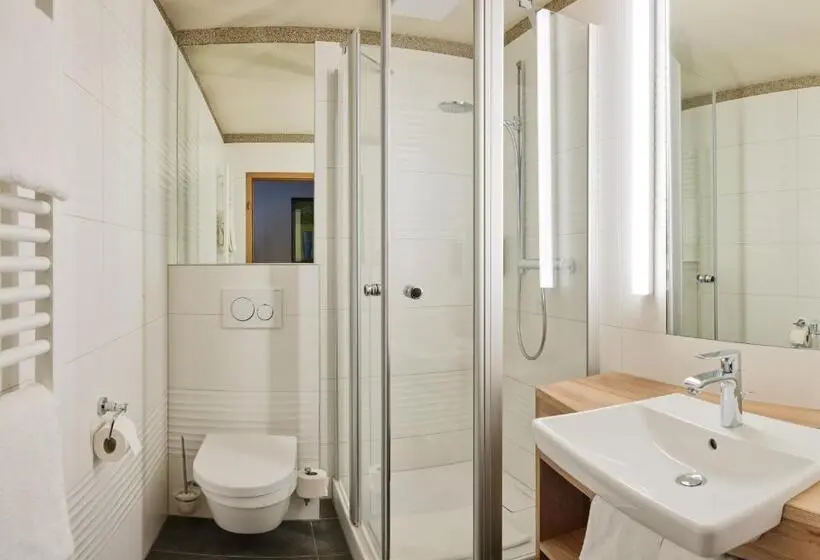 スタンダードルーム, Erasmus Smart   Design B&b
