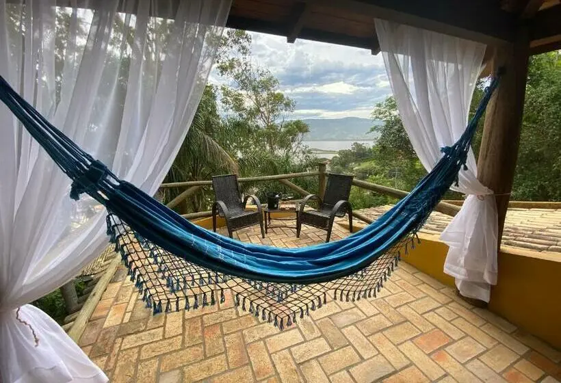 Standard studio with lake view, Pousada Villa São Pedro