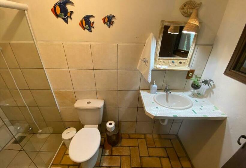 Standard studio with lake view, Pousada Villa São Pedro