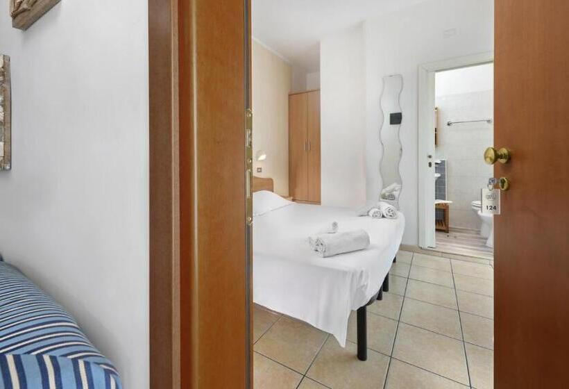 标准间, Arlecchino Riccione