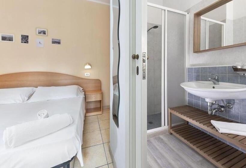 标准间, Arlecchino Riccione