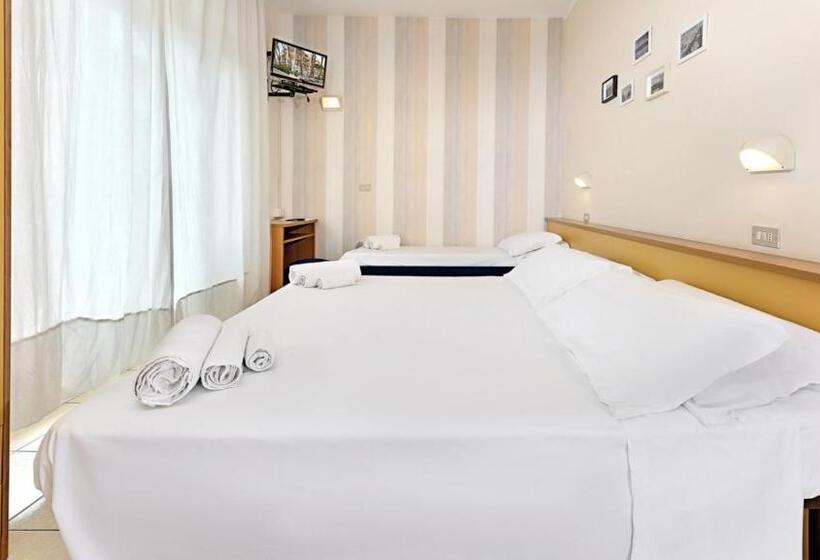 三人经典房间, Arlecchino Riccione